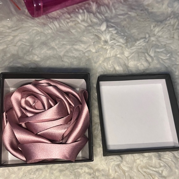 Pink Rose Hair Clip or Brooch - Picture 4 of 4